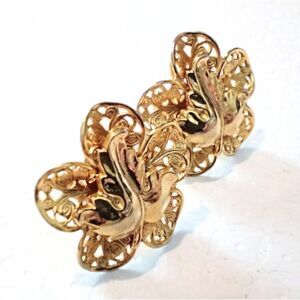 Vintage Gold Tone Filigree Flower and Leaf Screw Back Earrings